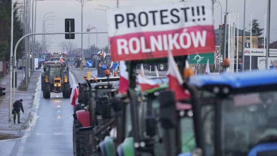 Polish agrarians will block the border with Lithuania because of Ukrainian grain